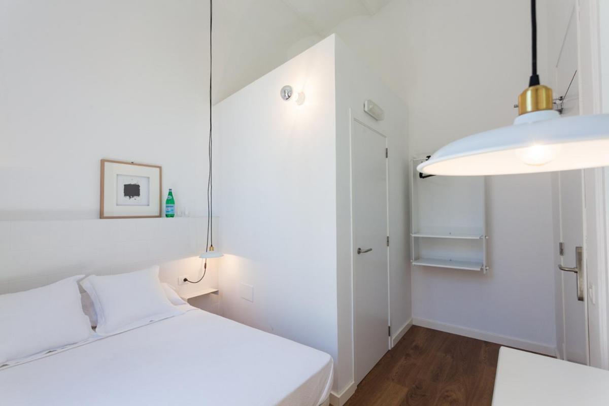 Hostal Argo Barcelona Eksteriør bilde